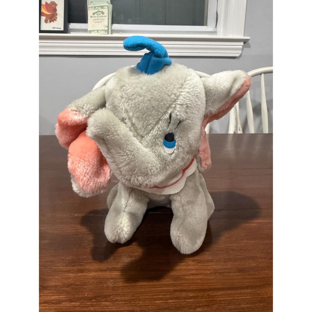 Vintage 1980s Disneyland Walt Disney World Dumbo Plush 8” Blue Hat Korea